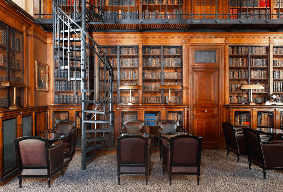 The Hidden Library Bar at the Saint James Hotel in Paris