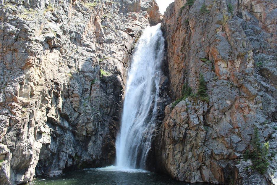 Seeing Porcupine Falls in Big Horn National Park in Sheridan Wyoming